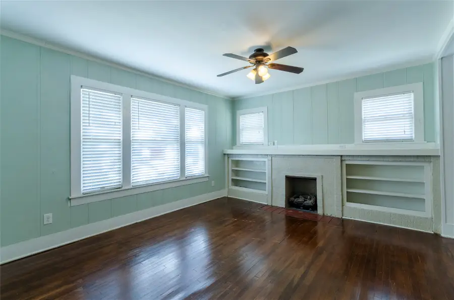 2317 Honeysuckle Avenue, Fort Worth, TX 76111 - Image #3