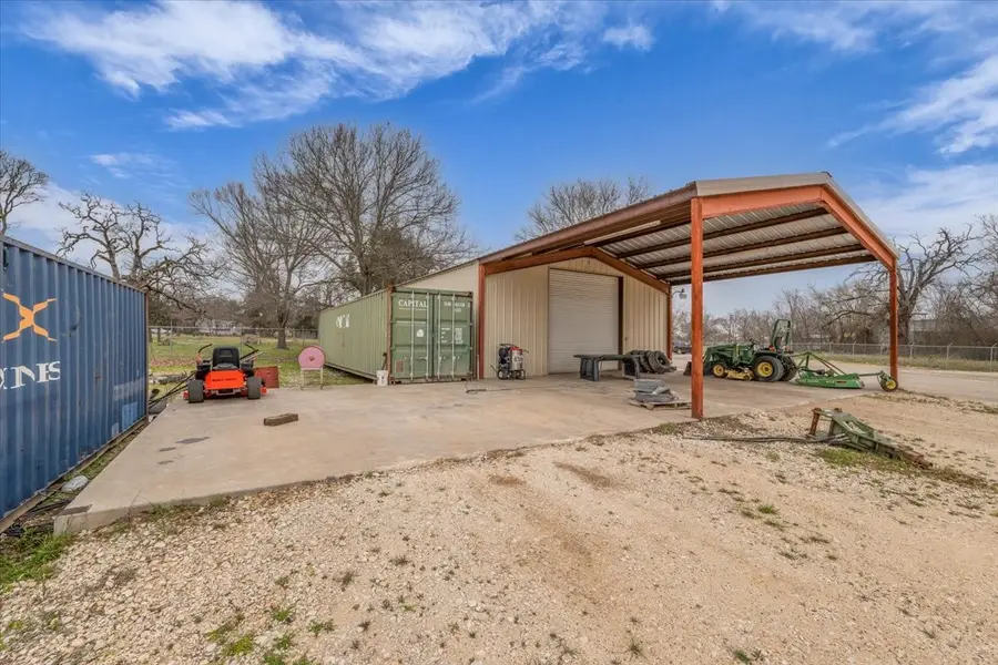 715 E Main Street, Fairfield, TX 75840 - Image #2