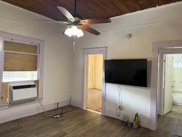 2328 W Sherman Street, Paris, TX 75460 - Image #3