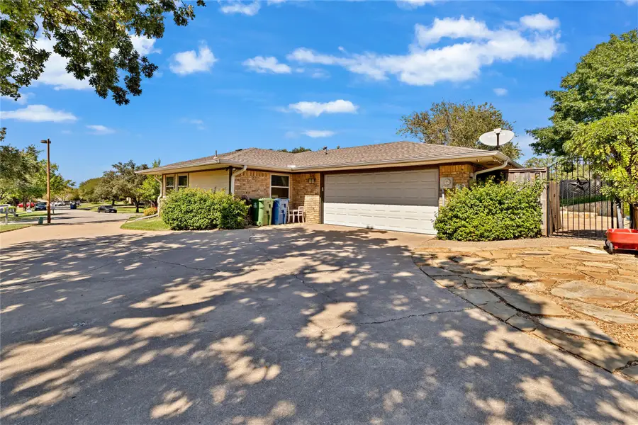 432 Moran Drive, Highland Village, TX 75077 - Image #3