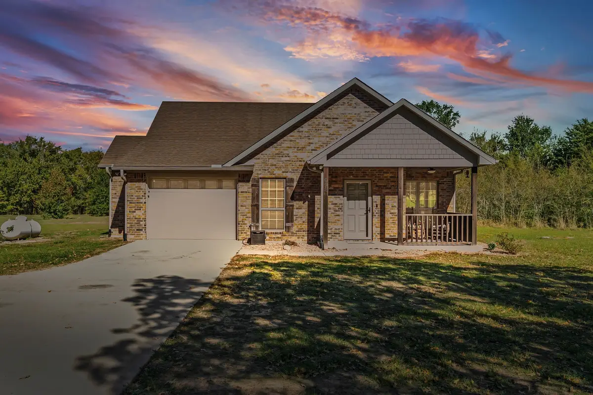 692 County Road 3318, Greenville, TX 75402 - Image #1