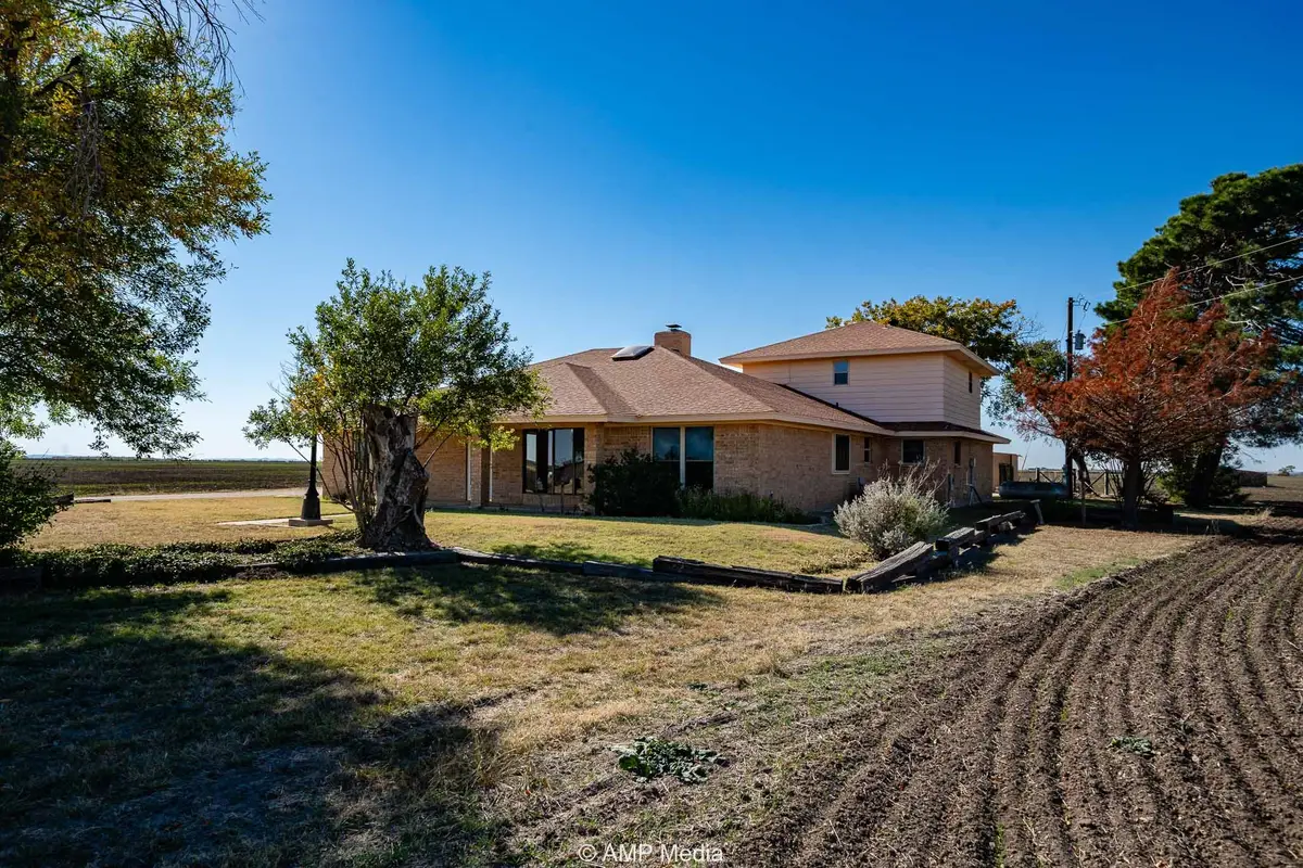 1102 Elmdale Road N, Abilene, TX 79601 - Image #1