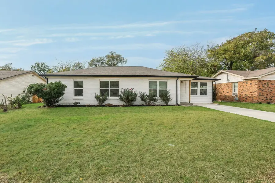 913 Zelda Drive, Hurst, TX 76053 - Image #2