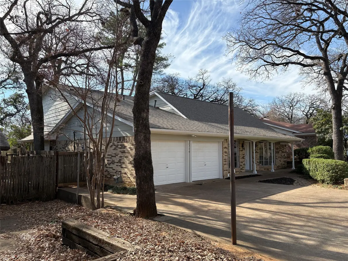 2716 Plover Lane, Irving, TX 75060 - #1