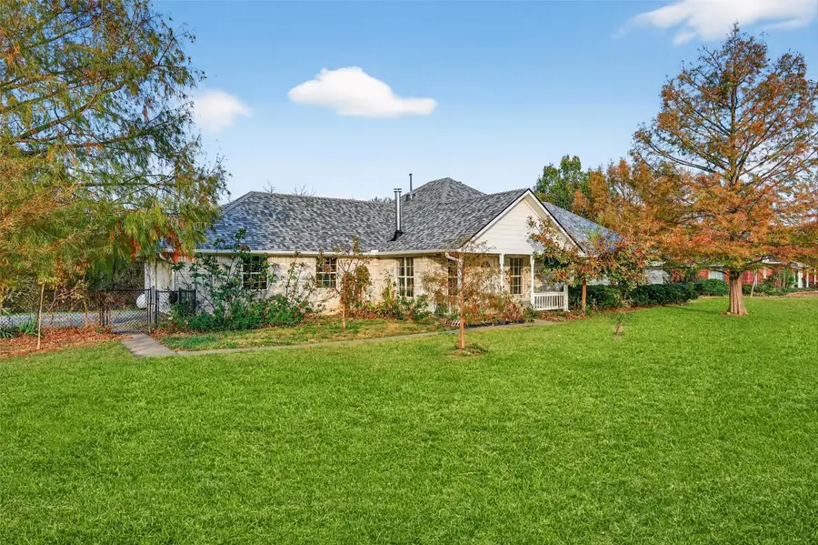 538 Lakewood Road, Denison, TX 75020 - Image #3