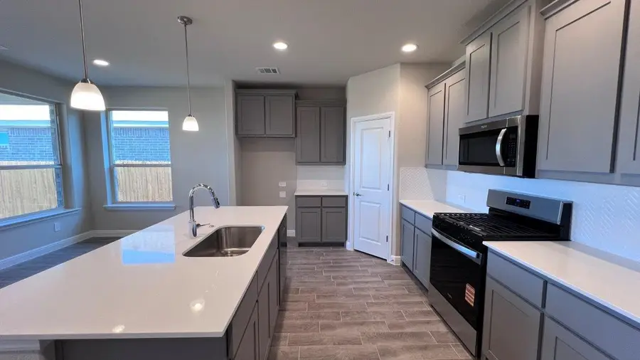 139 Stanton Avenue, Rhome, TX 76078 - Image #3