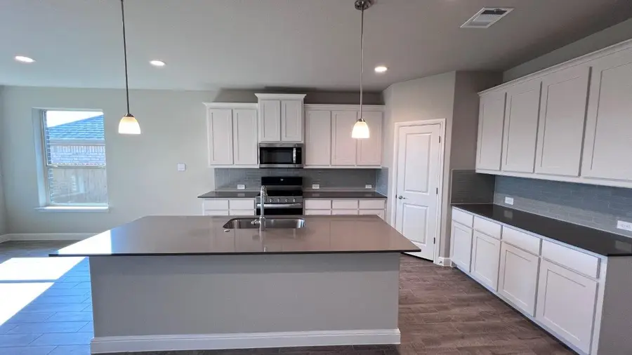 109 Medina Lane, Rhome, TX 76078 - Image #2