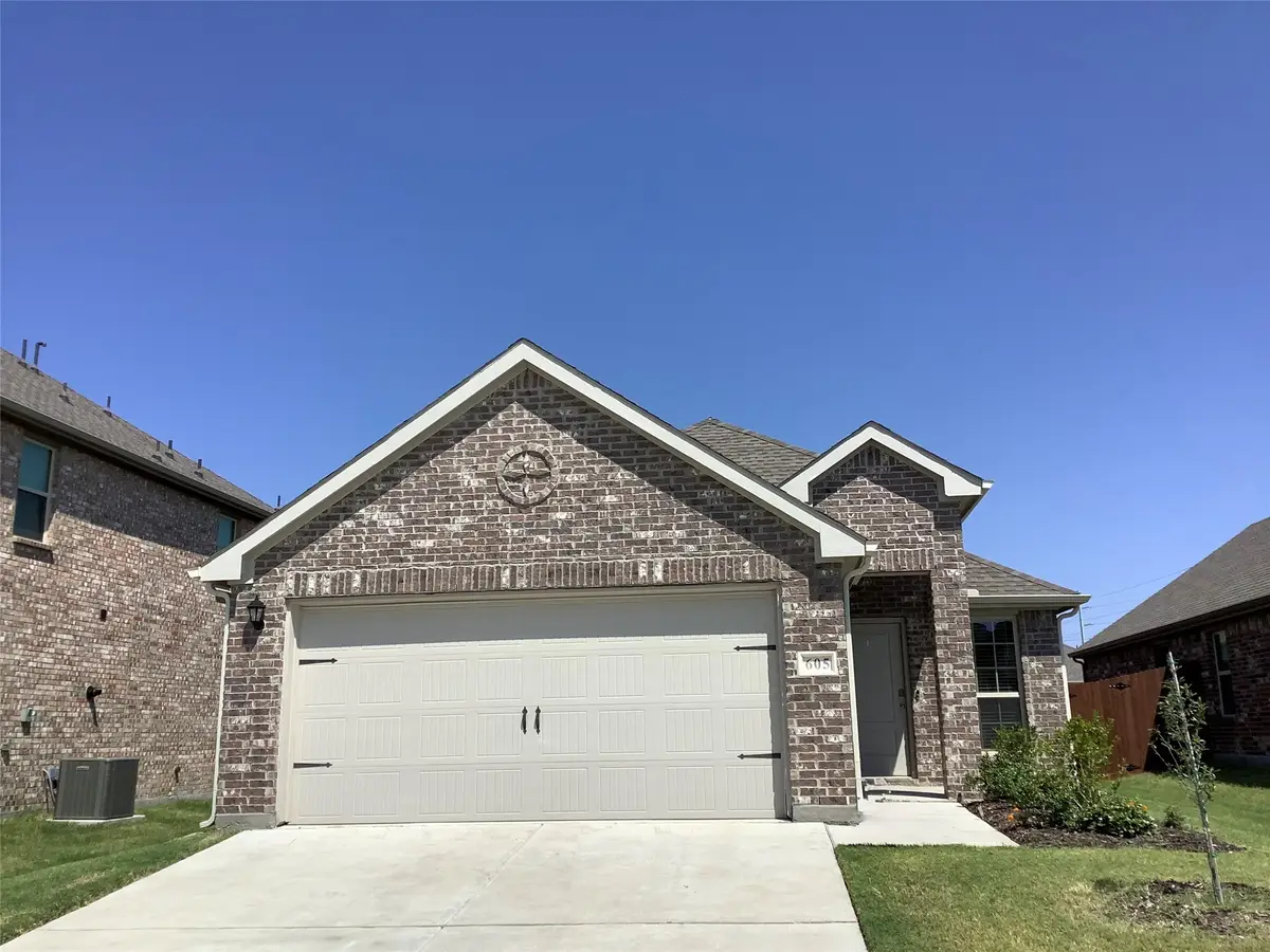 605 Cozy Green, Lavon, TX 75166 - Image #1