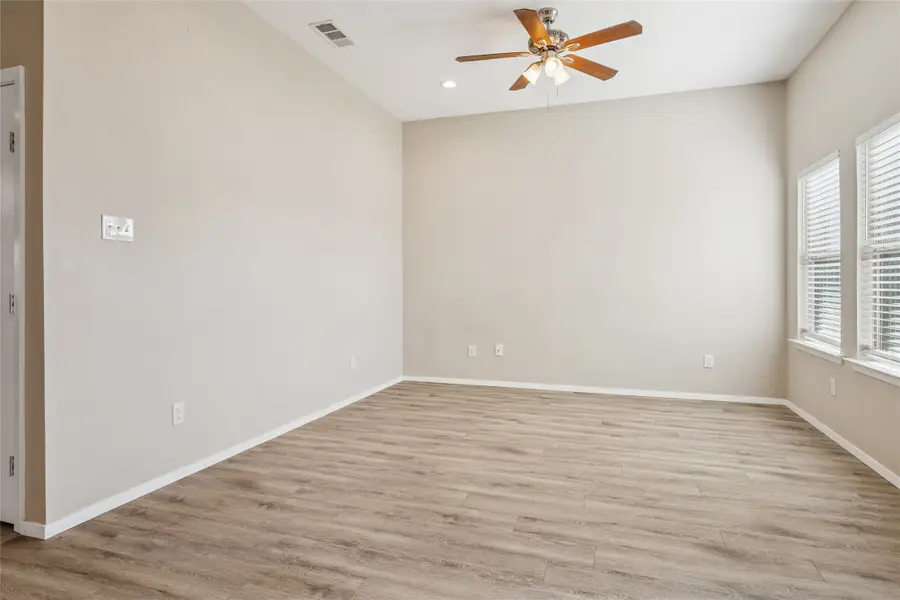 522-524 Wood Drive, Gunter, TX 75058 - Image #3