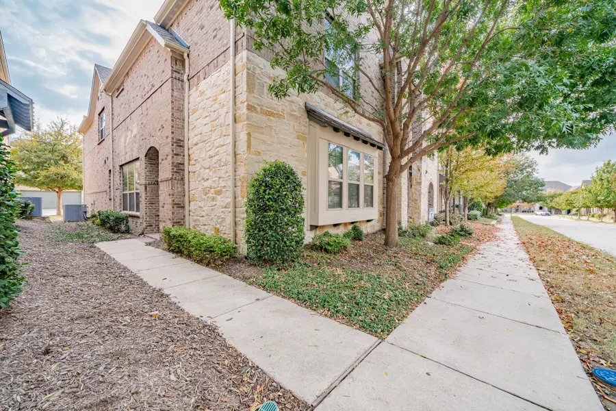 7125 Huckleberry Drive, McKinney, TX 75070 - Image #2