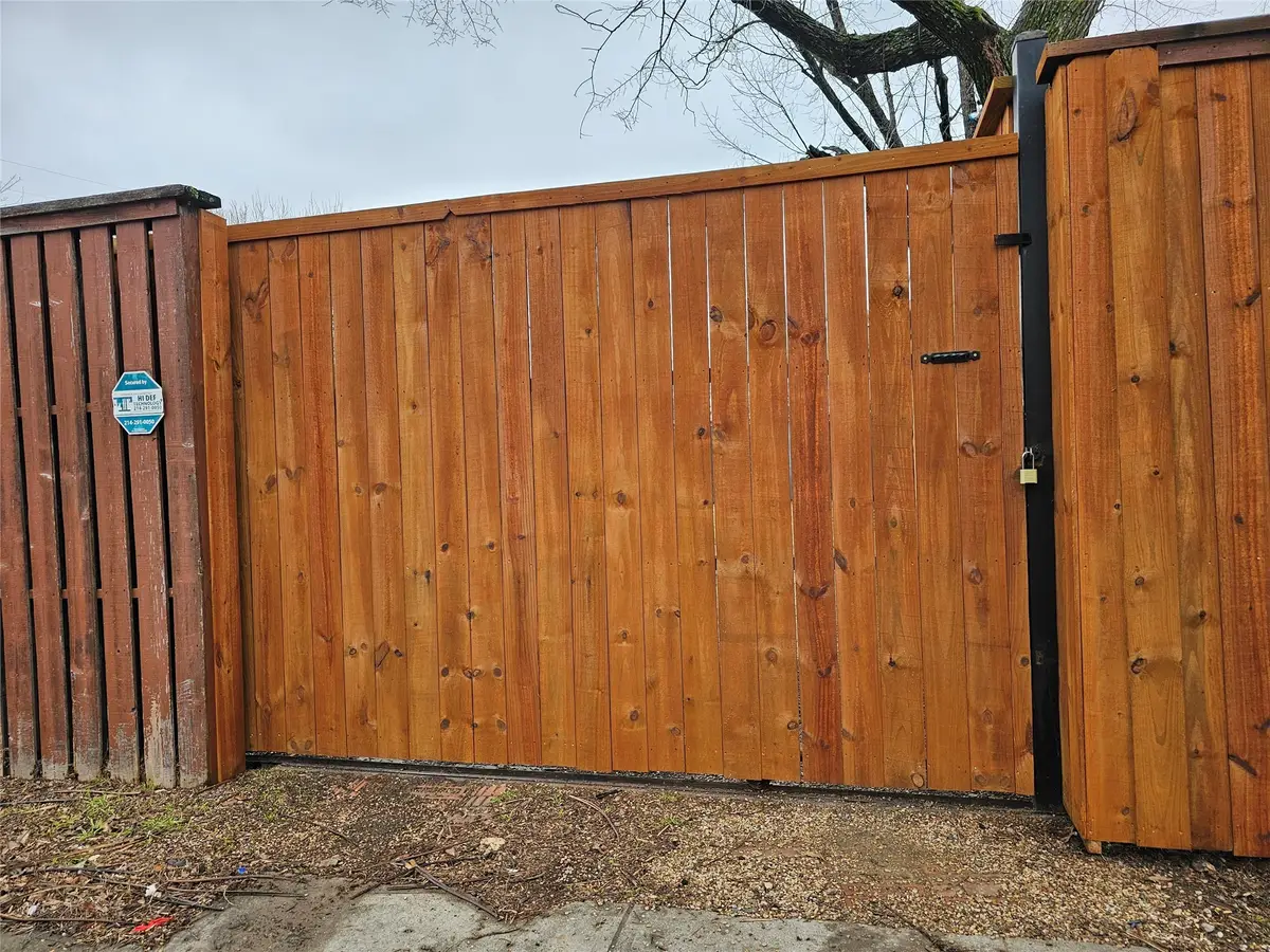 115 S Saint Mary Avenue, Dallas, TX 75214 - Image #1