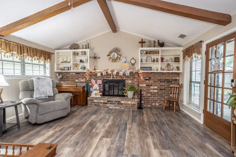 2002 Everglade Drive, Gainesville, TX 76240 - Image #2