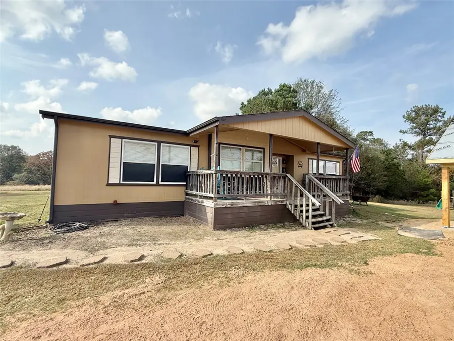 686 Cr 4300, Naples, TX 75568 - Image #3