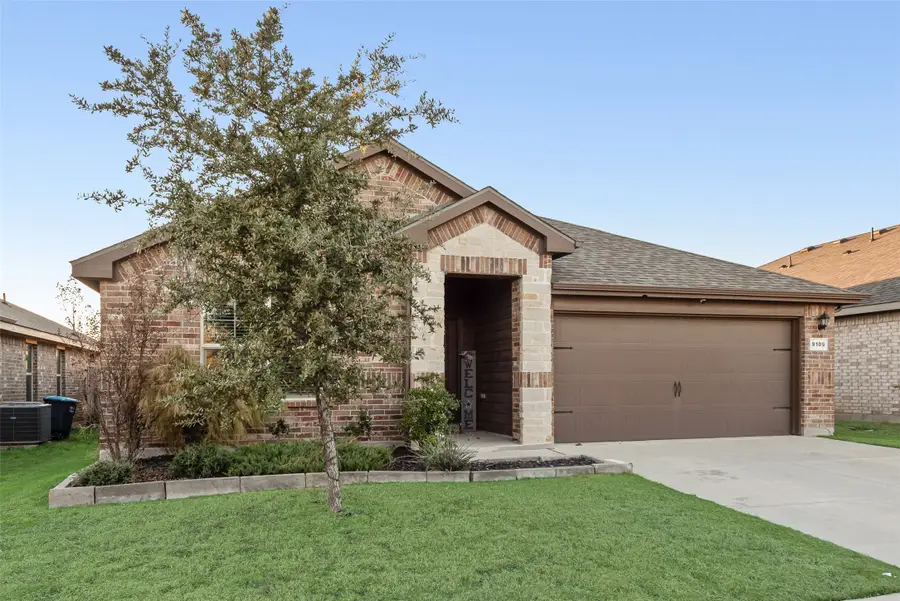 9109 Ridgeriver Way, Fort Worth, TX 76131 - Image #2
