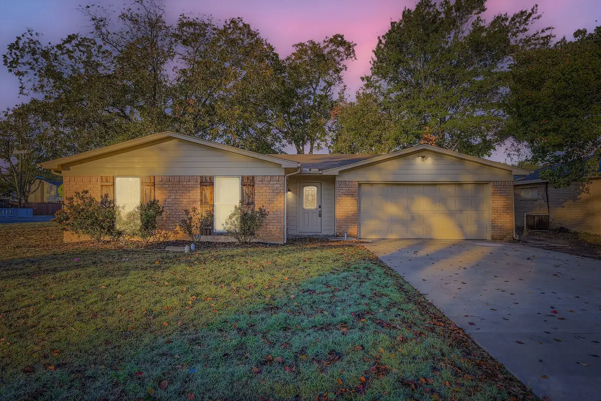 2801 Fairbrook Street, Irving, TX 75062 - Image #1