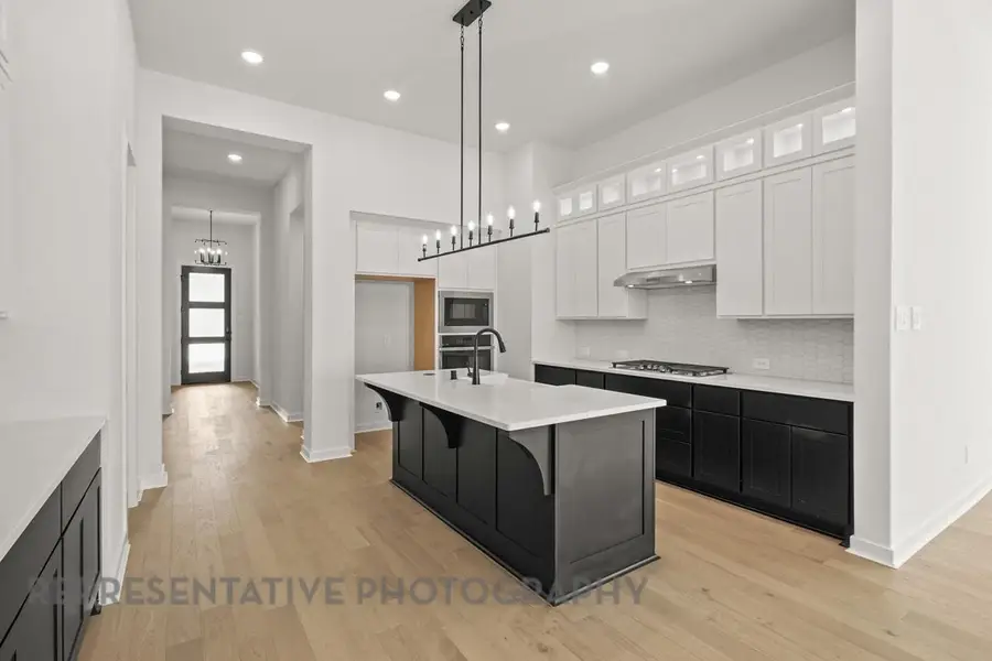 2240 Emerald Drive, Waxahachie, TX 75167 - Image #3