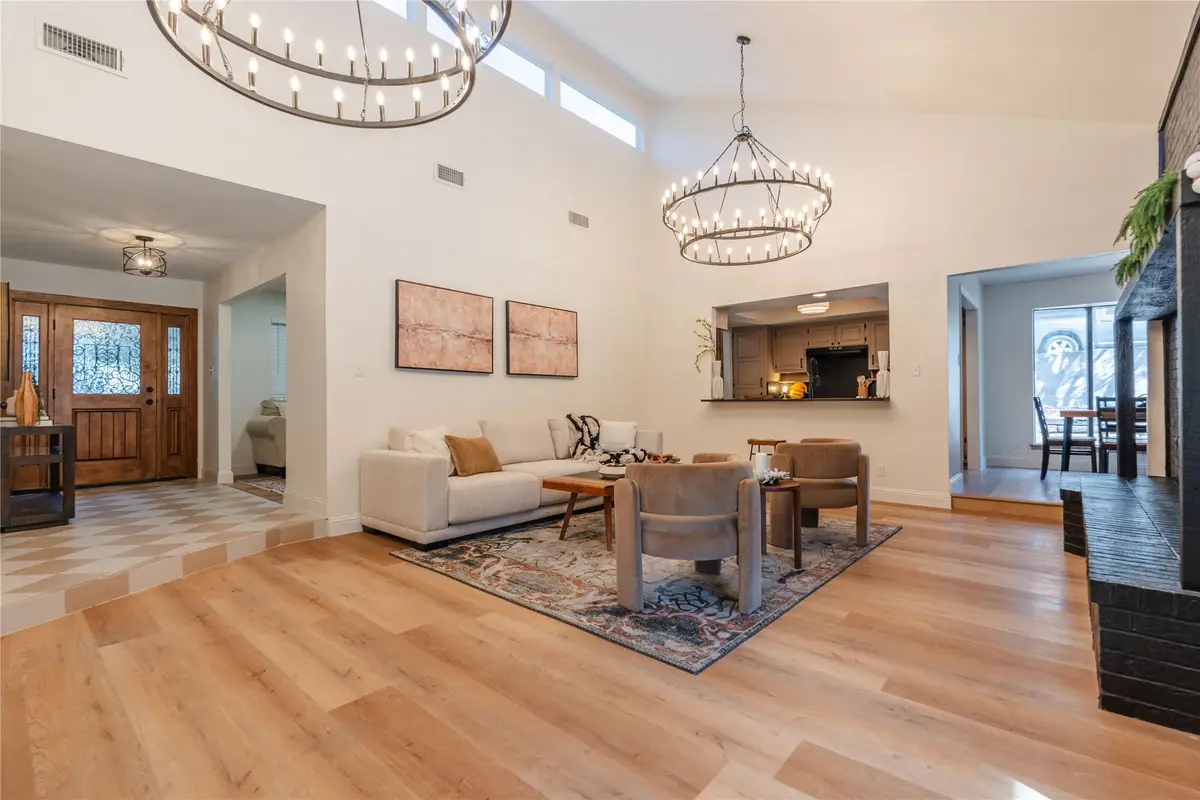 47 Bounty Road W, Benbrook, TX 76132 - Image #1