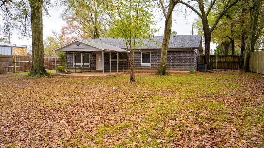 1801 Pine Bluff Street, Paris, TX 75460 - Image #3