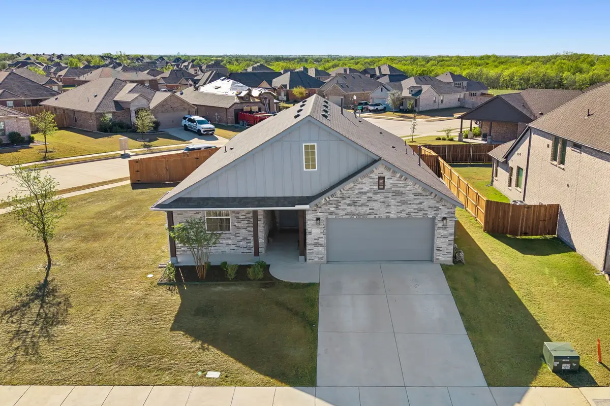 1 Covey Lane, Sanger, TX 76266 - Image #1
