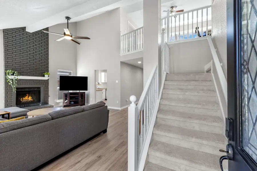 3803 Virginia Pine Circle, Carrollton, TX 75007 - Image #3