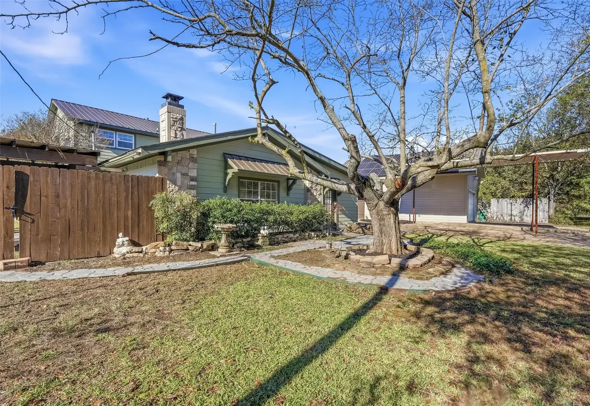 9938 John Flowers Road, Wills Point, TX 75169 - Image #1