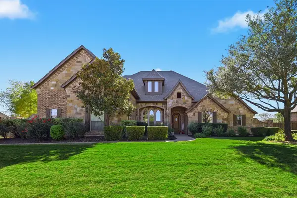 1149 Whisper Willows Drive, Fort Worth, TX 76052