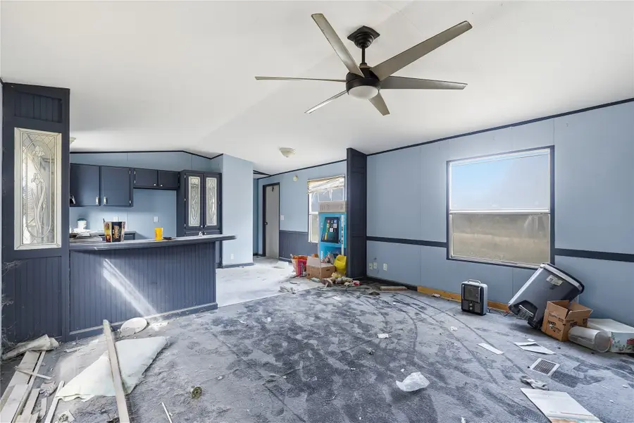 401 East Road, Granbury, TX 76049 - Image #3