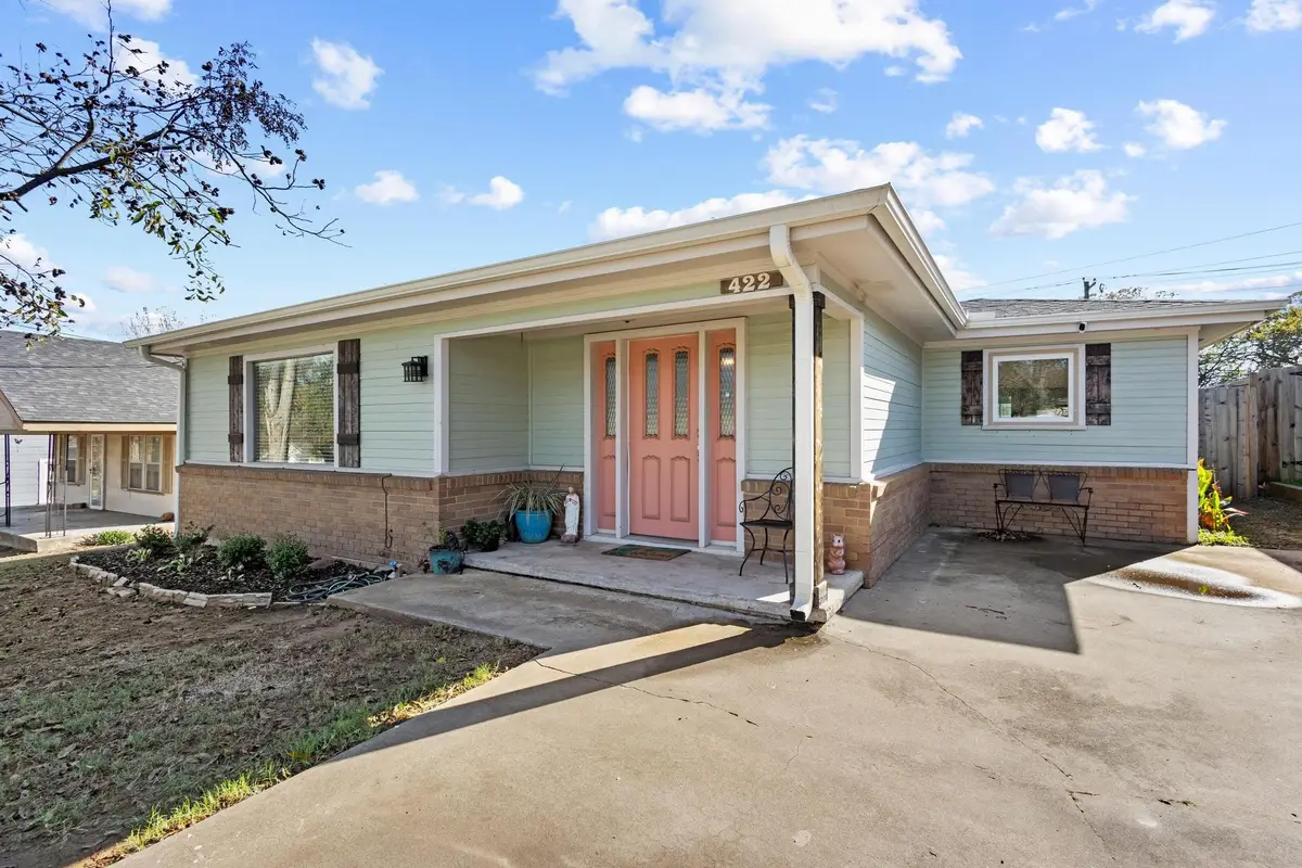 422 W Acheson, Denison, TX 75020 - Image #1