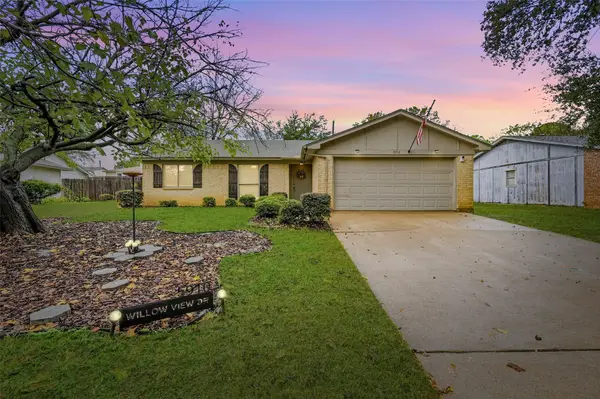 5910 Willow View Drive, Arlington, TX 76017