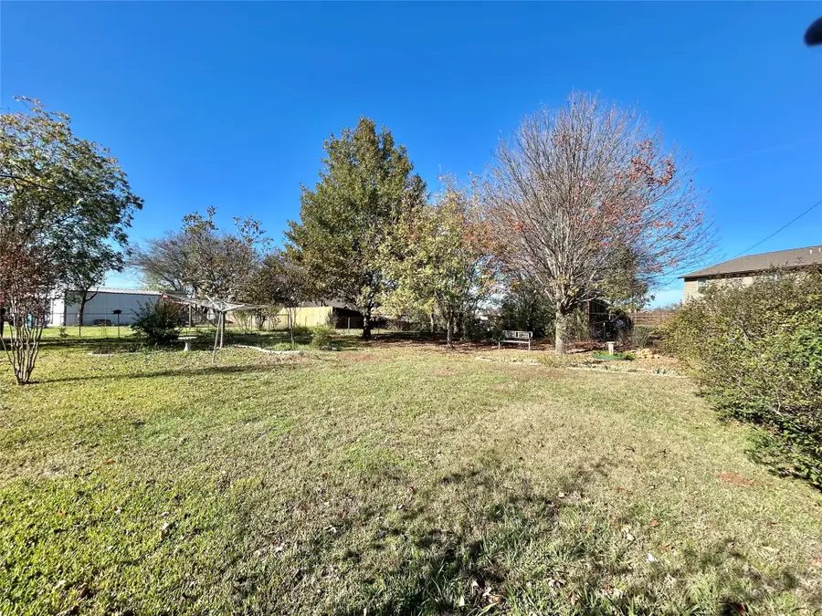 266 Old Spanish Trail, Valley View, TX 76272 - Image #3