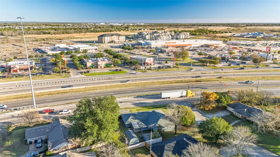 2500 Burnett Drive, Greenville, TX 75402 - Image #2