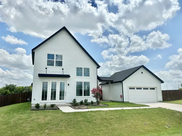 1432 Bluebonnet Boulevard, Gainesville, TX 76240