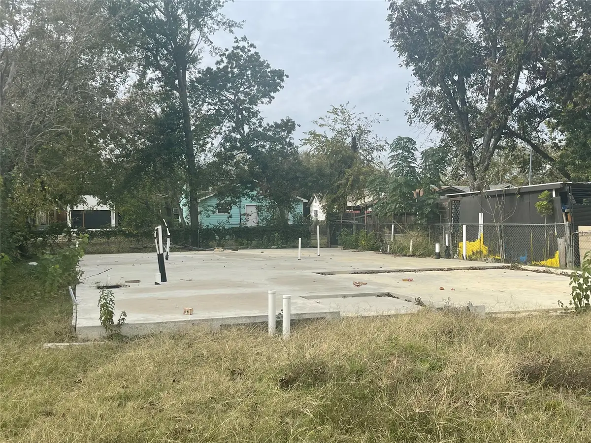 3343 Bataan Street, Dallas, TX 75212 - Image #1