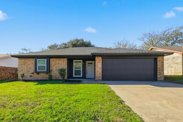 6417 Kennedy Court, Watauga, TX 76148