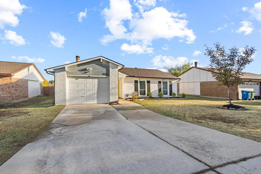 5552 Russell Drive, The Colony, TX 75056 - Image #3