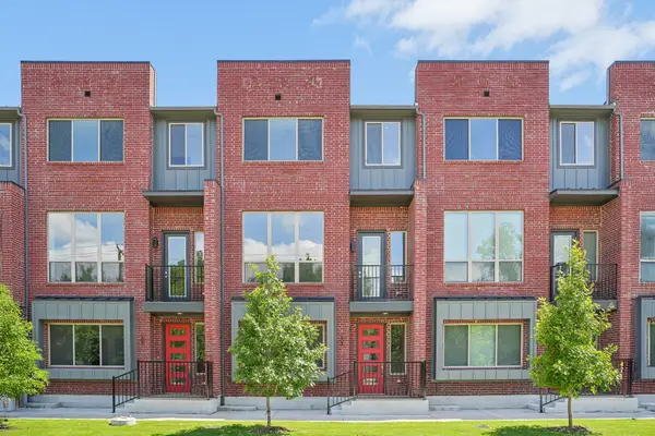 2524 Havenhurst Street #102, Dallas, TX 75234