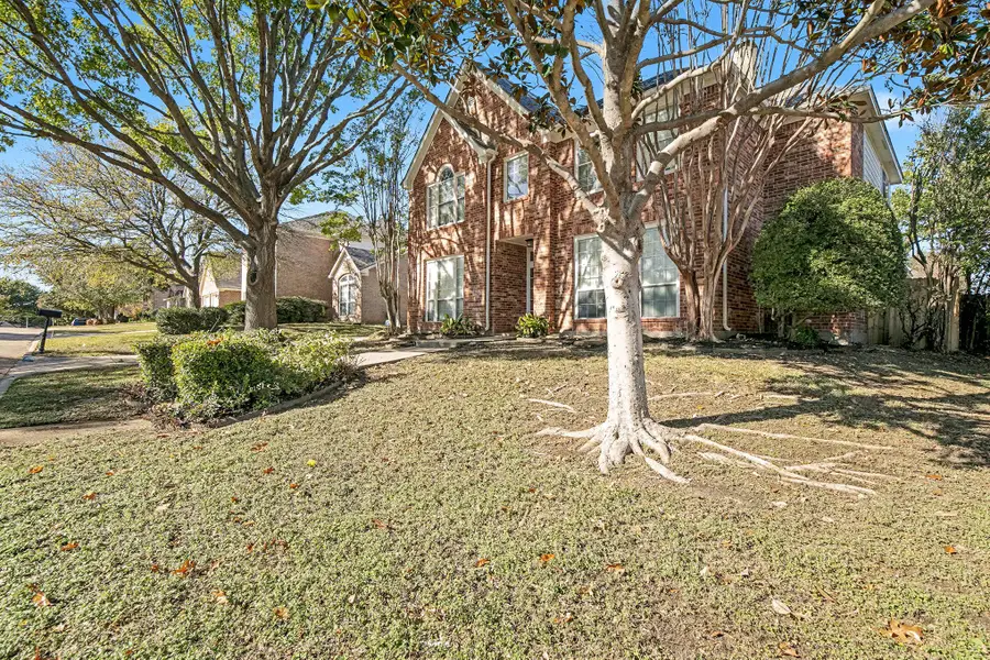6908 Mesa Drive, Fort Worth, TX 76132 - Image #2