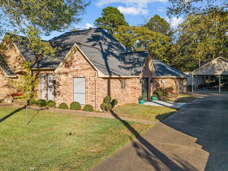 323 Hideaway Lane E, Hideaway, TX 75771 - Image #2