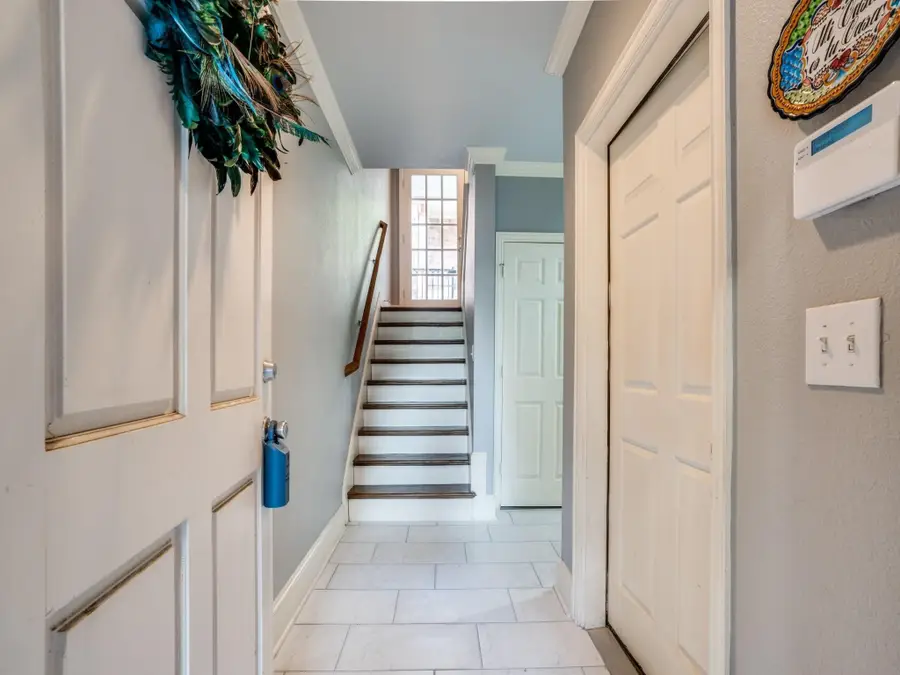 5707 Lewis Street, Dallas, TX 75206 - Image #2