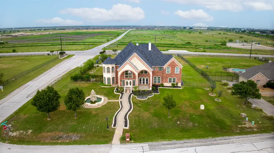 124 Lonesome Trail, Haslet, TX 76052 - Image #2