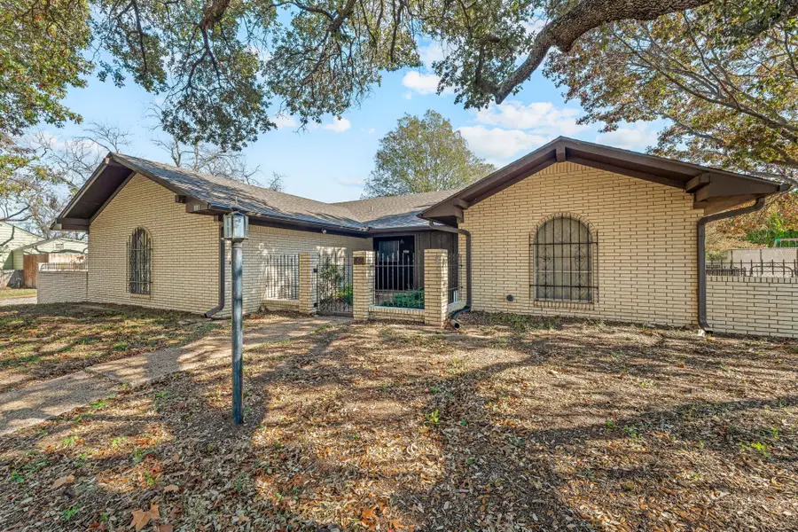 801 S Texas Street, De Leon, TX 76444 - Image #3