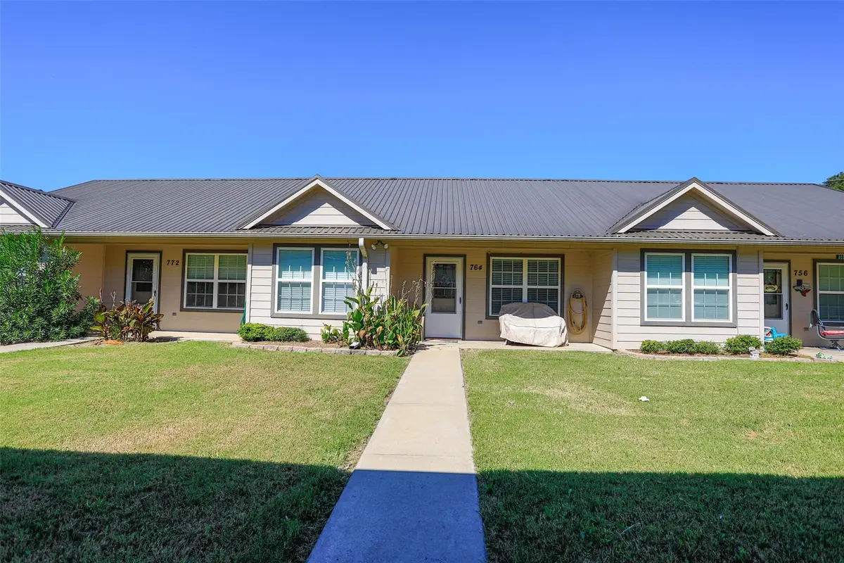 716 Rocky Ridge Flatts Road, Oak Ridge, TX 76240 - Image #1