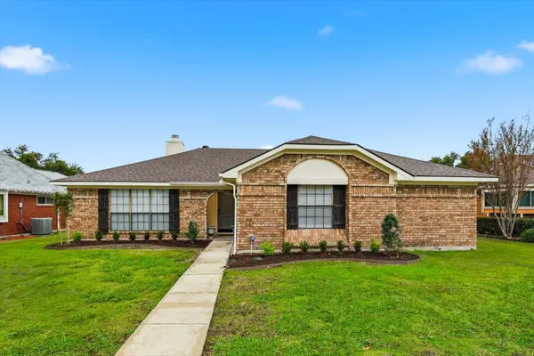 1534 Autumn Breeze Lane, Lewisville, TX 75077