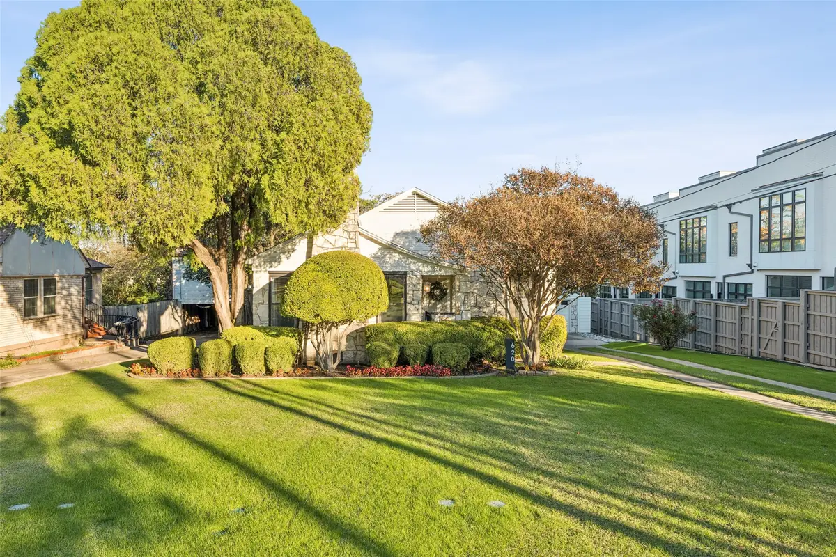 620 N Oak Cliff Boulevard, Dallas, TX 75208 - Image #1
