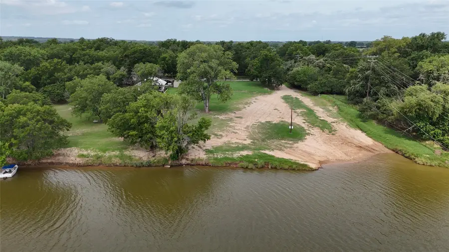 218 Kickapoo Trail, Weatherford, TX 76087 - Image #3