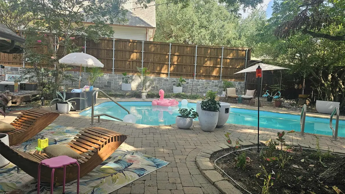 207 Meadowdale Drive, Rockwall, TX 75087 - Image #1