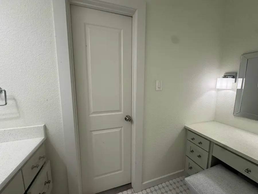 207 Meadowdale Drive, Rockwall, TX 75087 - Image #3