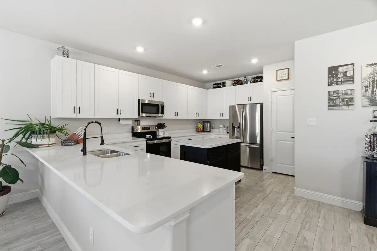 2316 Neches Street, Granbury, TX 76048 - Image #1