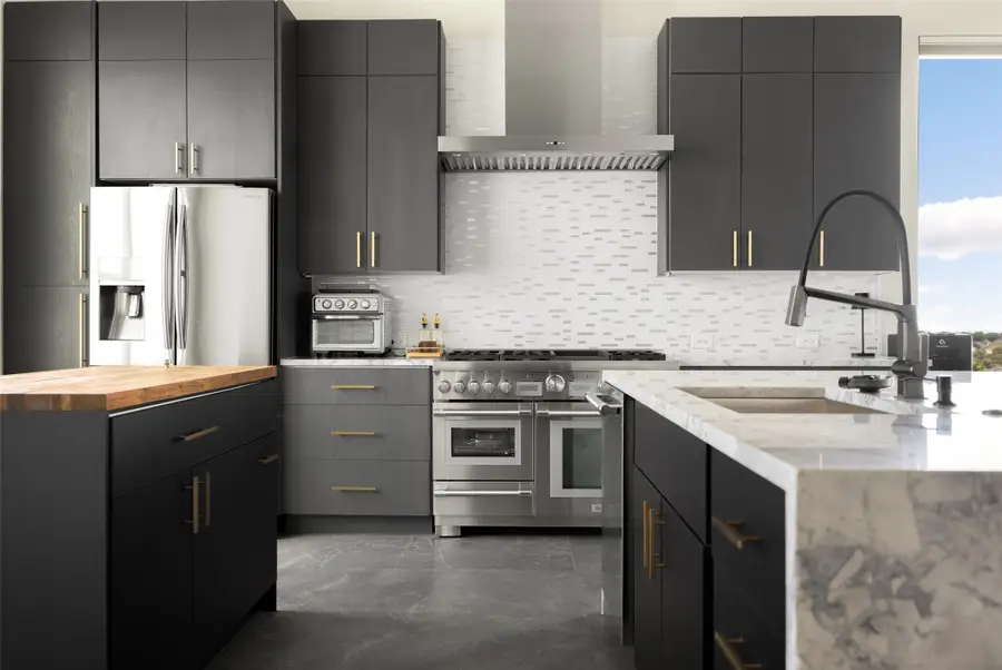 4928 Blaynes View Road, The Colony, TX 75056 - Image #3