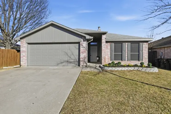 8132 Broken Arrow Road, Fort Worth, TX 76137